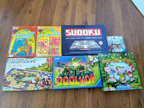 Spellen, Hobby en Vrije tijd, Gezelschapsspellen | Bordspellen, Gebruikt, Een of twee spelers, Drie of vier spelers, Vijf spelers of meer