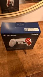 PS5 DualSense God Of War 20th Anniversary - New and Sealed!, PlayStation 5, Nieuw, Ophalen of Verzenden, Controller
