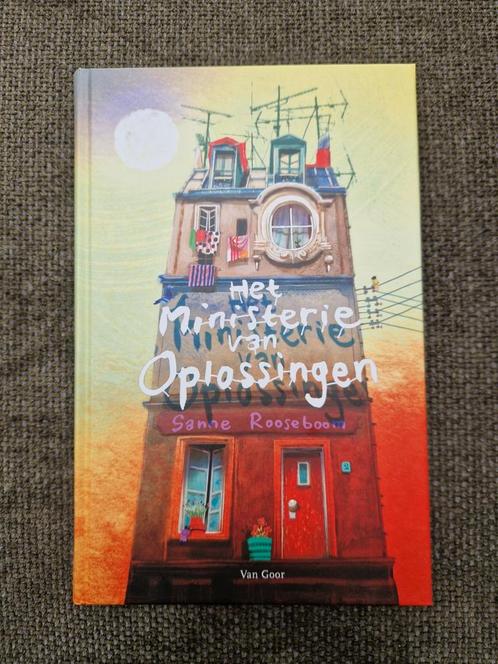Sanne Rooseboom - Het ministerie van Oplossingen NIEUW, Boeken, Kinderboeken | Jeugd | 10 tot 12 jaar, Nieuw, Ophalen of Verzenden