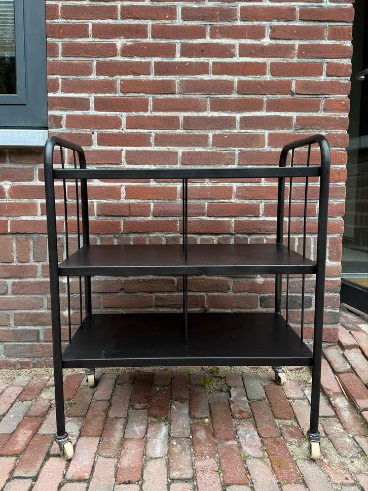Oud medicijnkastje op wieltjes - DIY project, Huis en Inrichting, Kasten | Overige, Gebruikt, Ophalen