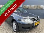 Volkswagen Polo 1.4-16V Trendline Uitvoering, Auto's, Volkswagen, Voorwielaandrijving, 450 kg, 4 cilinders, 918 kg