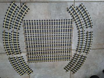 USA TRAINS Railovaal 1.20 x 3.00 in nieuwstaat. beschikbaar voor biedingen