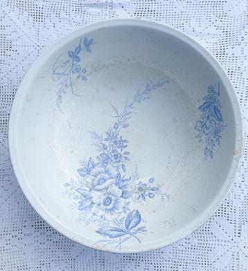 Brocante kom waskom fruitschaal societé Ceramique Maestricht beschikbaar voor biedingen