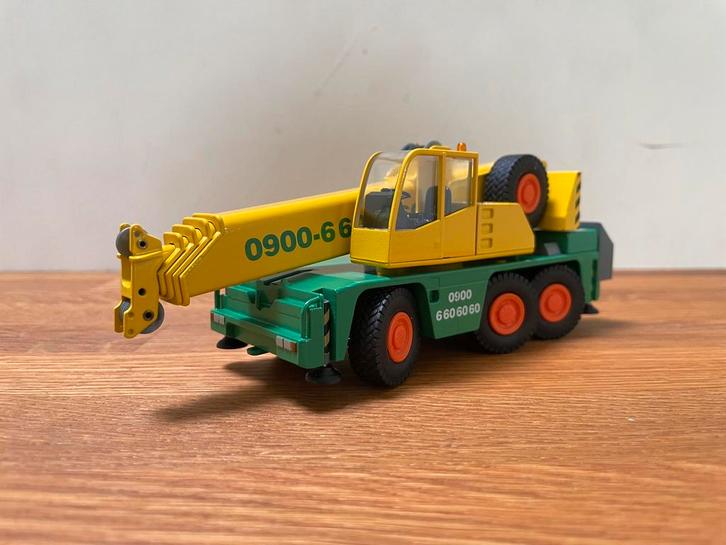 Conrad Demag AC 40-1 City Class telescoopkraan Saan 1:50, Hobby en Vrije tijd, Modelauto's | 1:50, Nieuw, Hijskraan, Tractor of Landbouw
