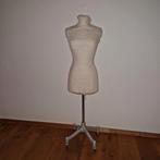 Mooie paspop met linnen hoes mt 38, Ophalen of Verzenden, Paspop