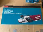Makita 9404 Bandschuurmachine - Nieuw uit opkoop, Ophalen of Verzenden, Nieuw, 600 tot 1200 watt, Bandschuurmachine