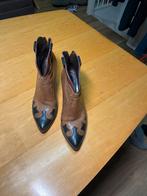 Bruine enkellaarsjes met hak, Ophalen of Verzenden, Zo goed als nieuw, Bruin, Lage of Enkellaarzen