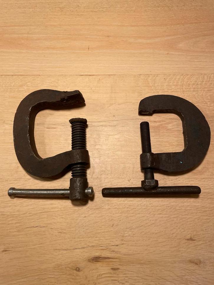 Antieke Gietijzeren Klemmen - Set van 2, Doe-het-zelf en Verbouw, Gereedschap | Handgereedschap, Gebruikt, Ophalen of Verzenden