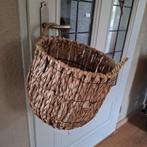 Mand met hengsels,stoere mand,bloempot,decoratie,kinderkamer, Ophalen, Zo goed als nieuw, Rond, Riet