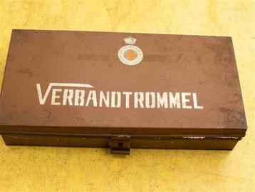 Vintage verbandtrommel 38445 beschikbaar voor biedingen