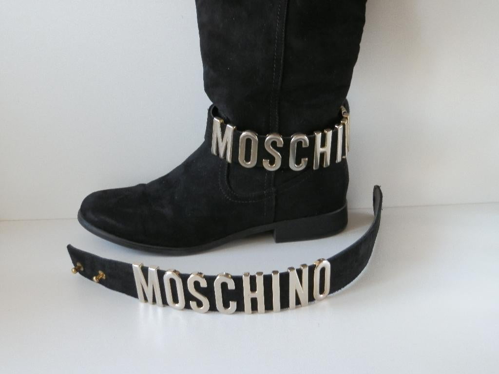 Moschino riem/enkelbanden. Enkelriem. Vintage., 3 tot 5 cm, Minder dan 80 cm, Tailleriem, Zo goed als nieuw