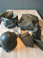 Legerattributen set - compleet, Hobby en Vrije tijd, Kostuums, Theaterbenodigdheden en LARP, Ophalen of Verzenden, Gebruikt, Toneelattributen of Onderdelen