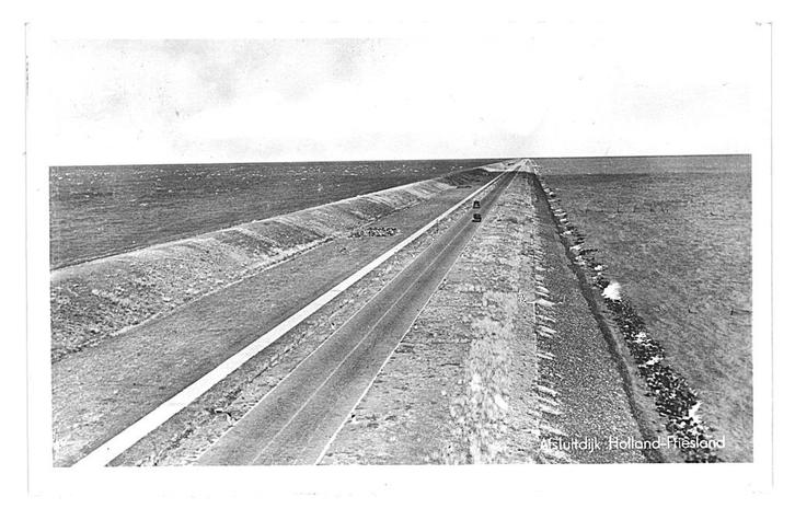 975575 Zuiderzeewerken Afsluitdijk 1954 Gelopen mt postzegel, Verzamelen, Ansichtkaarten | Nederland, Gelopen, Noord-Holland, Voor 1920