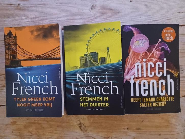 3 keer Nicci French, Boeken, Thrillers, Gelezen, Ophalen of Verzenden