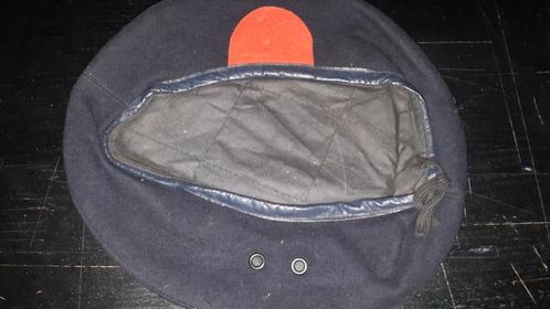 Korps Mariniers baret( oud) + messing anker, Verzamelen, Militaria | Algemeen, Marine, Nederland, Verzenden