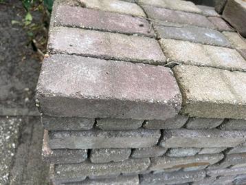 Klinkers GRATIS beschikbaar voor biedingen