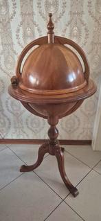 Houten drank/ likeur tafel 115 cm hoog x 56 cm doorsnee, Huis en Inrichting, Ophalen, Minder dan 55 cm, Gebruikt, Rond