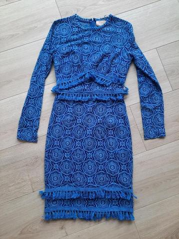 Blauw jurkje Love Triangle maat 8 beschikbaar voor biedingen
