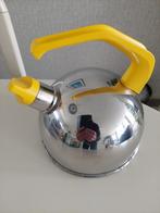 fluitketel kleur geel, 1 tot 2 liter, Ophalen of Verzenden, Gebruikt, Rvs