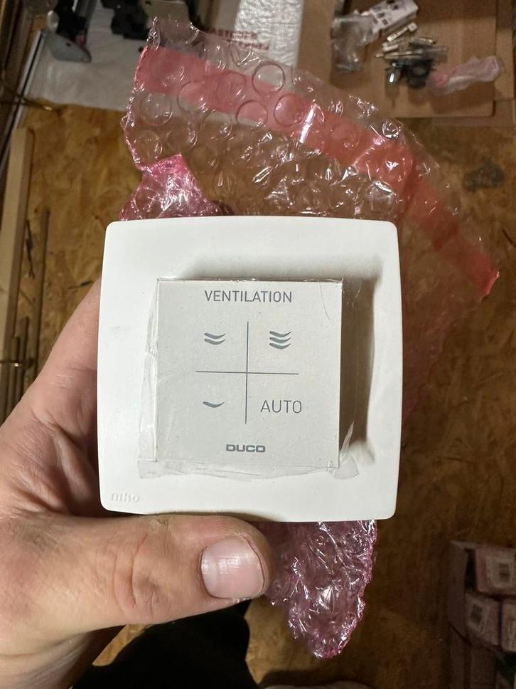 DUCO Co2 ruimtesensor met bediening - 230V (0000-4604), Doe-het-zelf en Verbouw, Ventilatie en Afzuiging, Nieuw, Ventilator, Ophalen of Verzenden