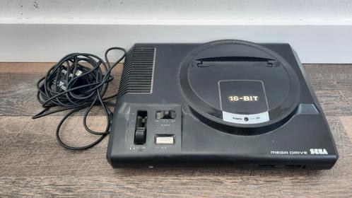Sega Mega Drive 16-Bit Console (Geen kabels), Spelcomputers en Games, Spelcomputers | Sega, Gebruikt, Mega Drive, Zonder controller