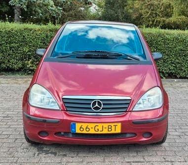 Mercedes-Benz A-Klasse 1.6 A160 AUT 2001 Rood, Auto's, Mercedes-Benz, Particulier, A-Klasse, ABS, Airconditioning, Elektrische buitenspiegels