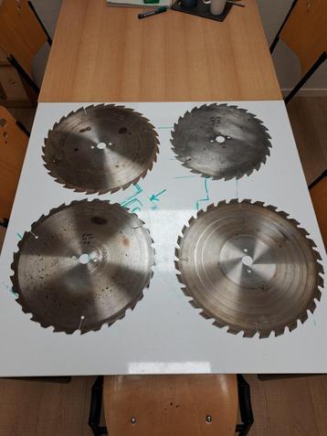 Diverse zaagbladen schulp - afkort LEITZ e.a. 350-400mm beschikbaar voor biedingen