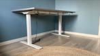 Ikea Rodulf grijs/wit electrisch zit/sta bureau, 140x80 cm, Ophalen, Elektrisch, Gebruikt, Bureau