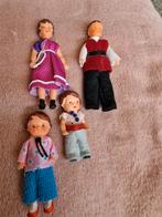 poppenhuis miniaturen ari popjes gezin vader moeder en kids, Verzamelen, Poppenhuis, Ophalen of Verzenden