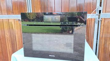 Zeer nette Miele combi magnetron oven H7840BMX  greeploos  beschikbaar voor biedingen