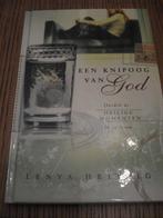 Lenya Heitzig - een knipoog van God, Lenya Heitzig, Christendom | Protestants, Ophalen of Verzenden, Zo goed als nieuw