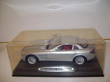 Mercedes SLR van Motormax, schaal 1:12, in gebruikte staat. beschikbaar voor biedingen