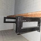 Oude gymzaal banken en kapstokken, Gebruikt, Minder dan 100 cm, Metaal, Ophalen