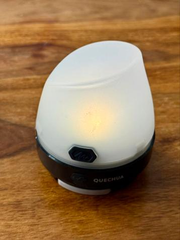 Quecha kampeer lamp beschikbaar voor biedingen
