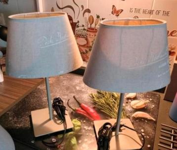 Set van 2 sfeervolle tafellampen & staande lamp & extra kap beschikbaar voor biedingen