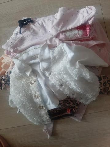 Baby meisjes kleding  beschikbaar voor biedingen