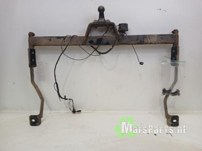 Trekhaak van een Fiat Talento, Auto-onderdelen, Ophanging en Onderstel, Fiat, Gebruikt, 3 maanden garantie, Ophalen of Verzenden