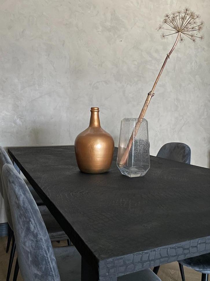 Zwarte eettafel crocostructuur  | TRENDY, Huis en Inrichting, Tafels | Eettafels, Nieuw, 50 tot 100 cm, 200 cm of meer, Vijf personen of meer