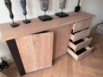 Whitewash eiken dressoir met zwart stalen frame, Huis en Inrichting, Kasten | Dressoirs, 150 tot 200 cm, Eikenhout, Ophalen of Verzenden