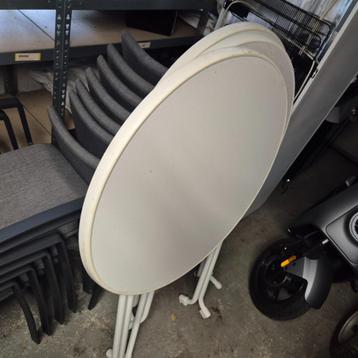  feestje / verjaardag ? 3x statafel +  degelijke klapstoelen beschikbaar voor biedingen