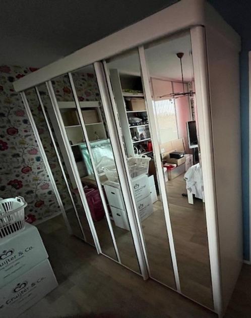 Grote witte kledingkast met spiegelschuifdeuren, Huis en Inrichting, Kasten | Kledingkasten, Gebruikt, 200 cm of meer, 200 cm of meer
