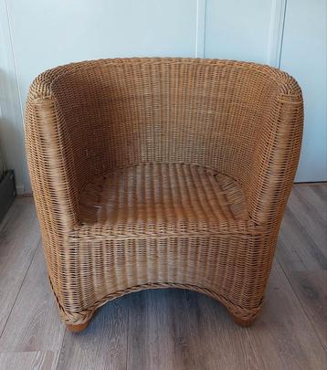 Rotan stoel, kraakt niet! beschikbaar voor biedingen
