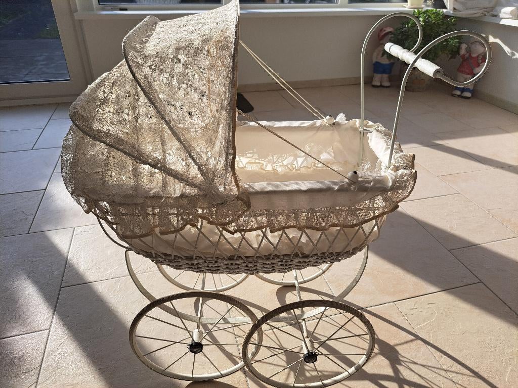 Retro poppenwagen, Ophalen of Verzenden, Gebruikt, Overige typen