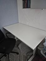 Sta-zit bureau(elektrisch) met stoel, Ophalen, Elektrisch, Zo goed als nieuw