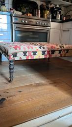 Prachtige hocker op wieltjes, Huis en Inrichting, Tafels | Salontafels, 100 tot 150 cm, Minder dan 50 cm, Rechthoekig, 50 tot 100 cm