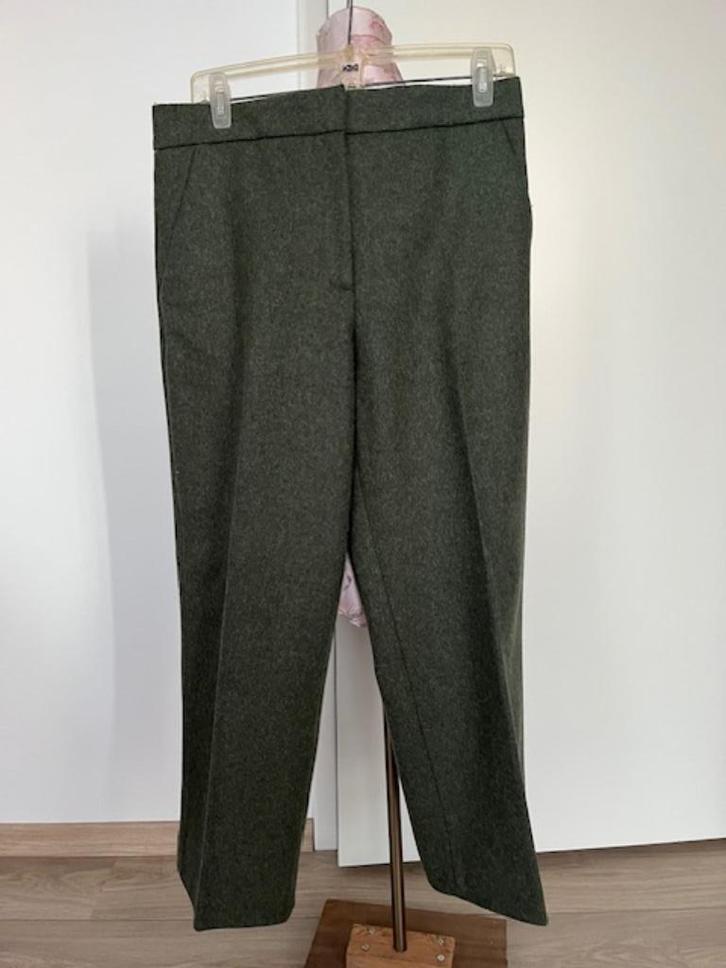 Broek van Cos, groen, mt 40, zgan, Kleding | Dames, Broeken en Pantalons, Zo goed als nieuw, Maat 38/40 (M), Groen, Lang, Verzenden