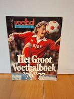 Het groot voetbalboek 76/77, Hobby en Vrije tijd, Overige Hobby en Vrije tijd, Ophalen of Verzenden, Gebruikt
