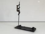 Beeld brons polsstokspringer gesigneerd, Verzenden, Gebruikt, Mens