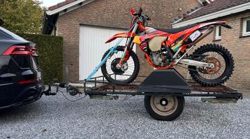 Motor Aanhanger beschikbaar voor biedingen