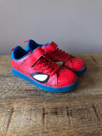 Spider-Man schoenen maat 33 met lichtjes beschikbaar voor biedingen